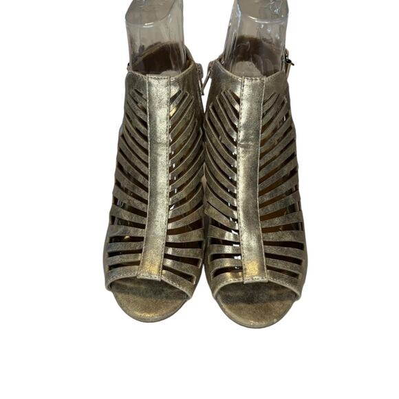Heart in D Women's Metallic Gold Cage Heel Sandals Size 10 Sling Back Open Toe - Picture 14 of 14